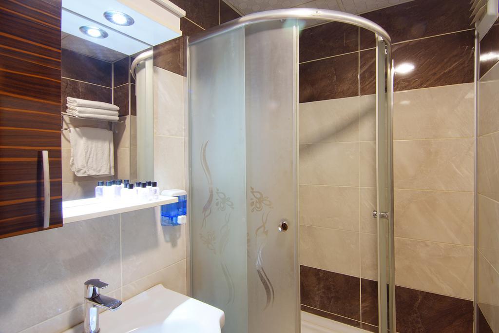 Kars Konak Hotel מראה חיצוני תמונה