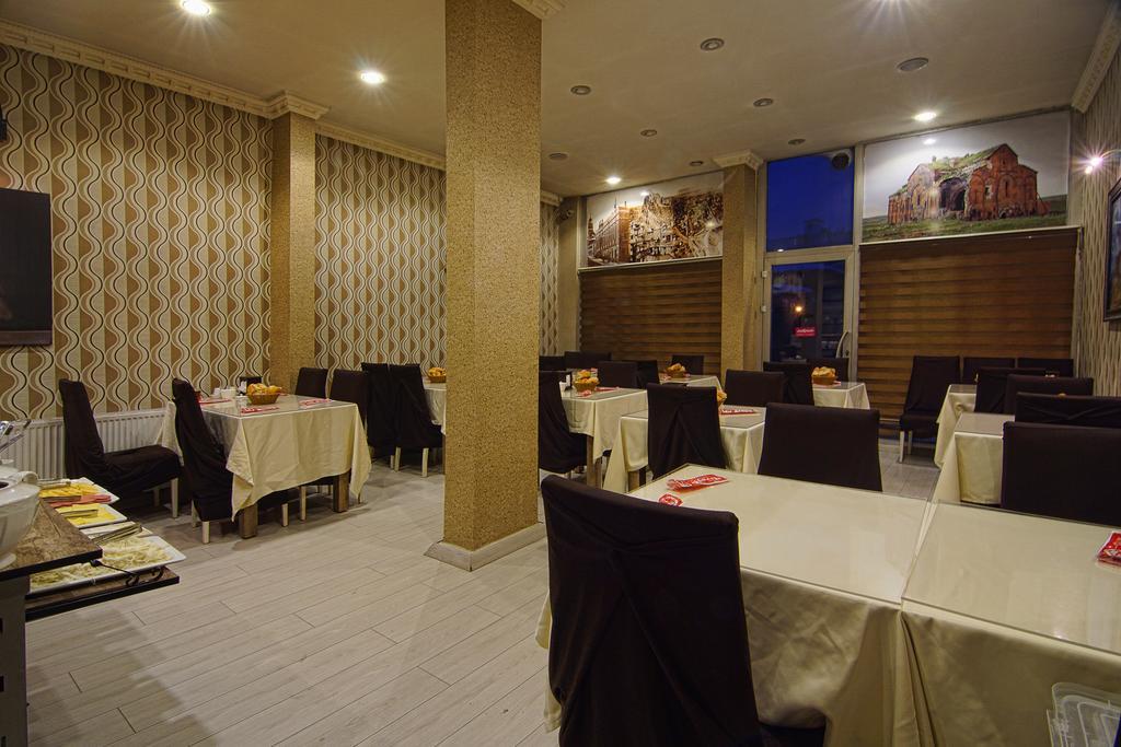 Kars Konak Hotel מראה חיצוני תמונה